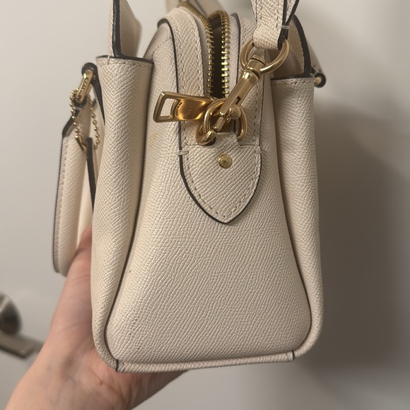 Coach Darcie Cream Leather Bag - Picture 3 of 10